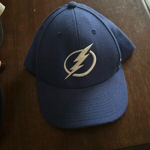 Tampa bay lightening Velcro back hat